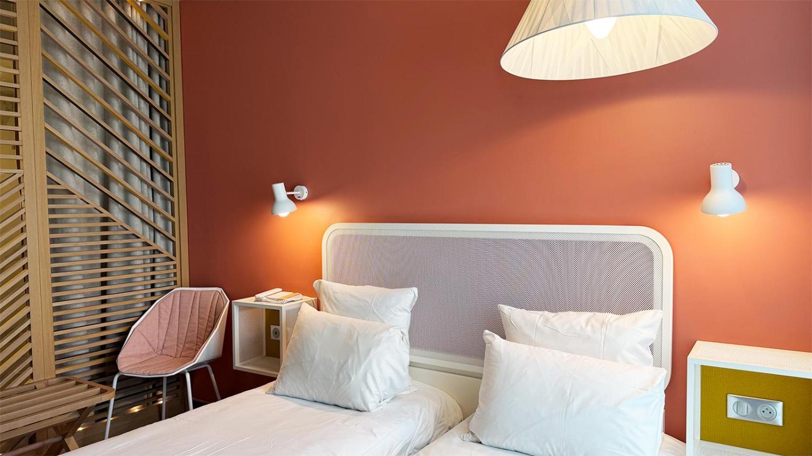 Tweepersoonskamer met 2 Aparte Bedden